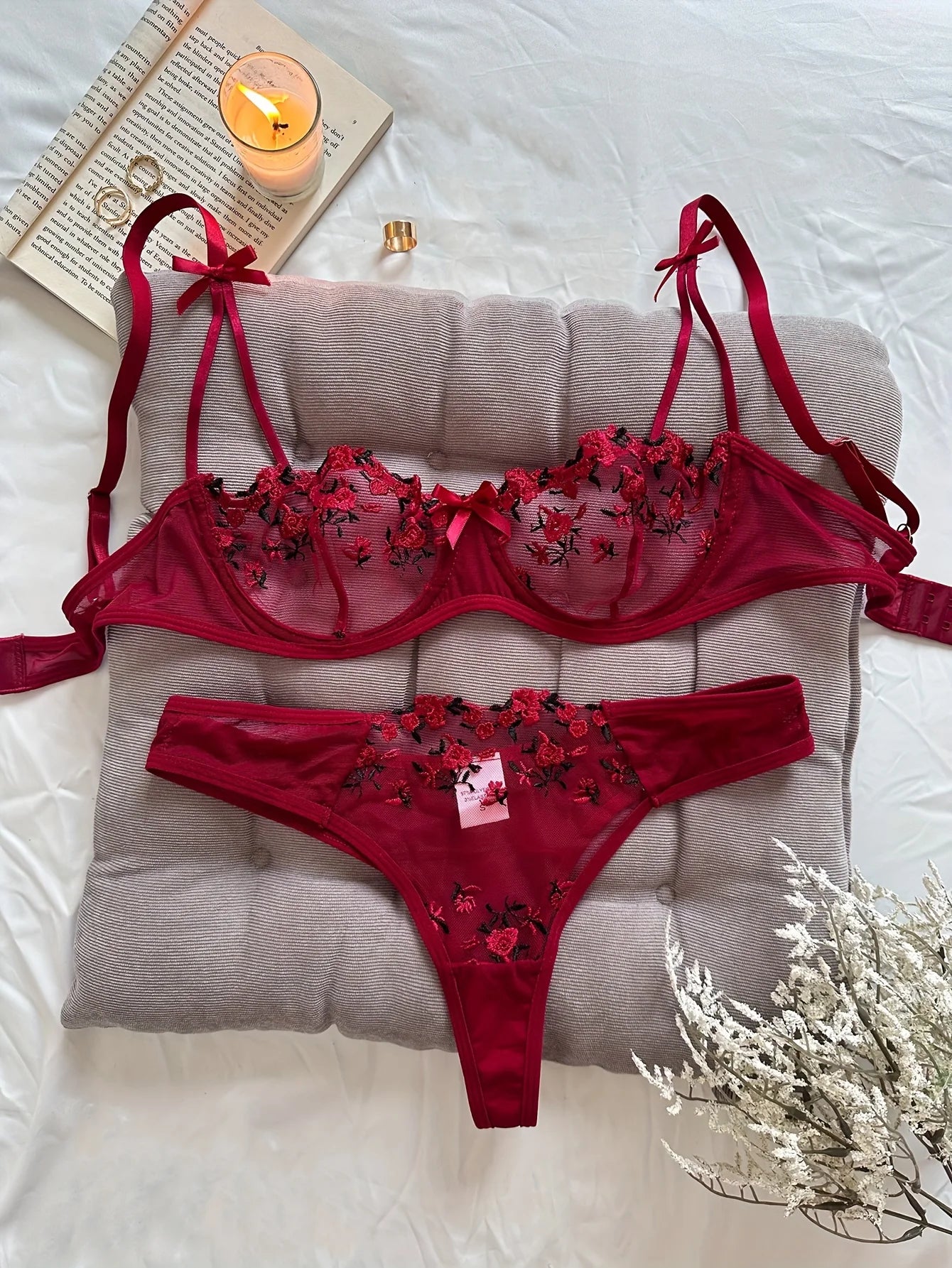 Night Beautiful Floral Embroidery Sexy Women's Lingerie Set
