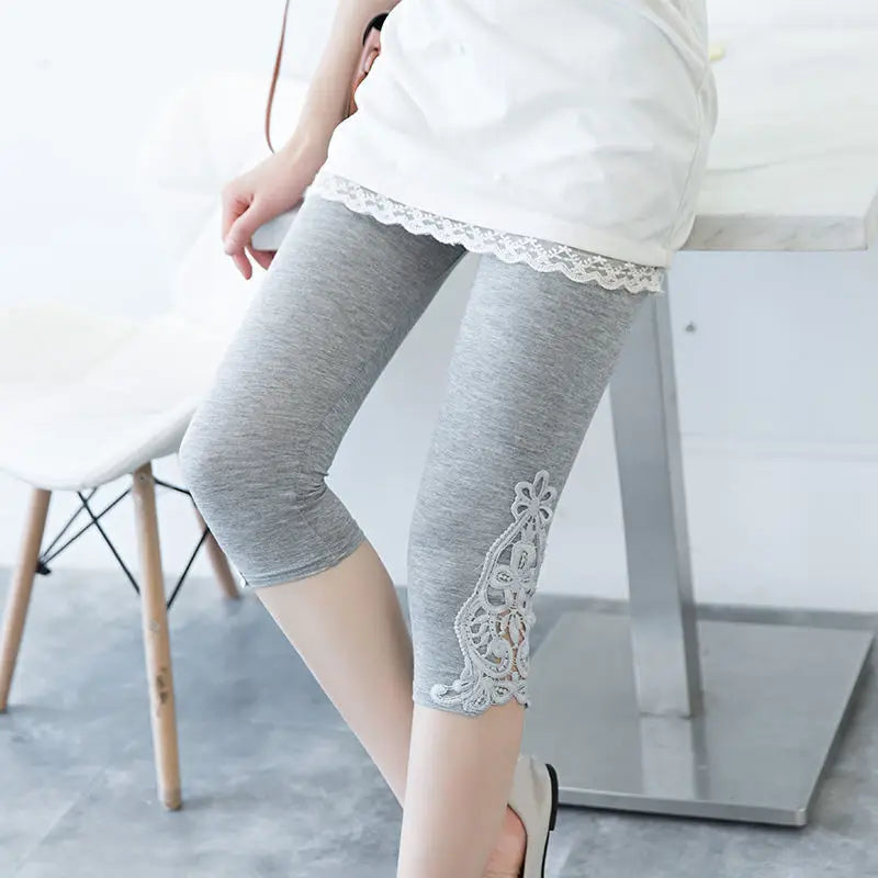 TikTok Viral Leggings for Women – Lace Stretch High-Waisted Capris
