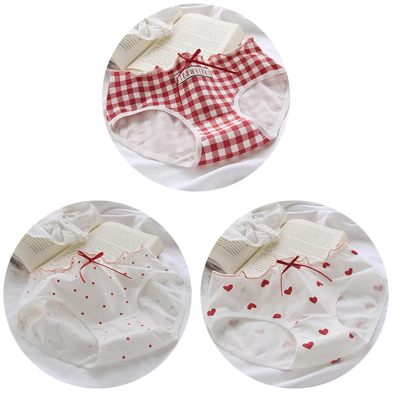 3-Pack Strawberry Cotton Panties – Soft Mid-Rise Seamless Briefs