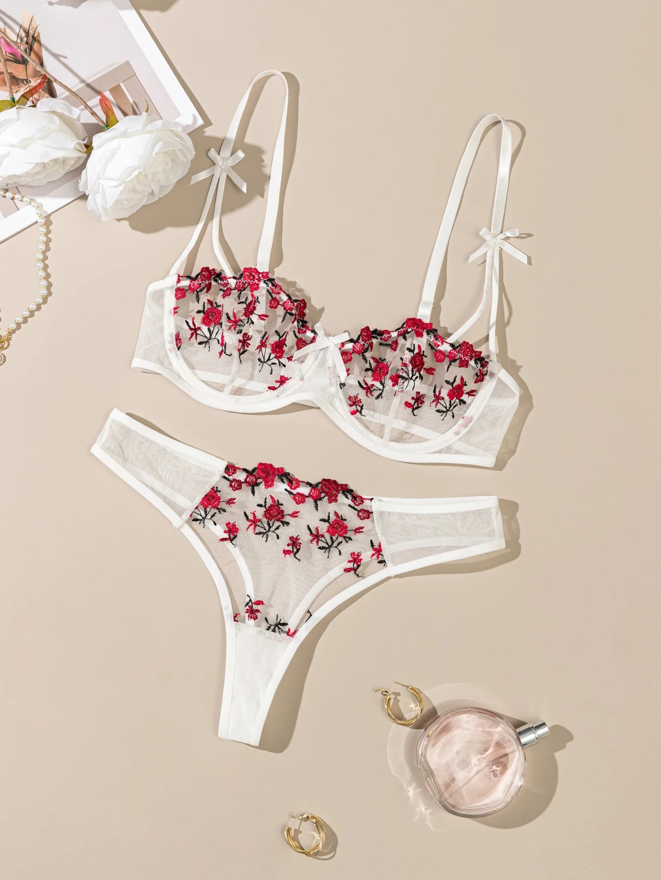 Night Beautiful Floral Embroidery Sexy Women's Lingerie Set