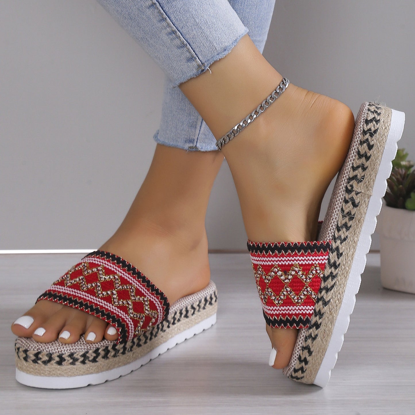 Geometric Weave Platform Sandals - BossDeals