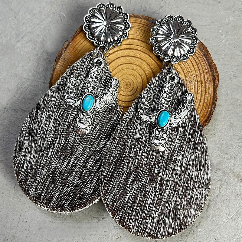 Turquoise Cactus Dangle Earrings – Embrace Southwestern Charm