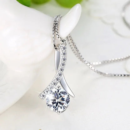 925 Sterling Silver Heart Pendant Necklace with AAA Zircon