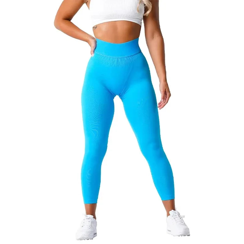 Seamless Fitness Leggings for Women with Elastic, Breathable & Comfortable Tights