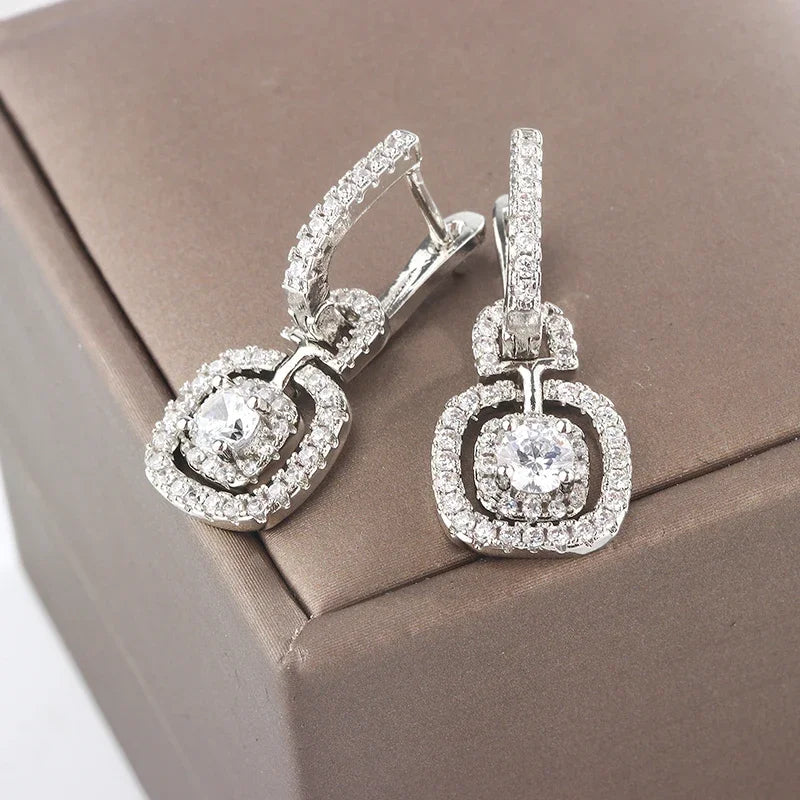 New Fashion Luxury Silver Square Drop Earrings Wedding Bridal Accessories Shining Zircon Elegant Women 925 Silver Jewelry