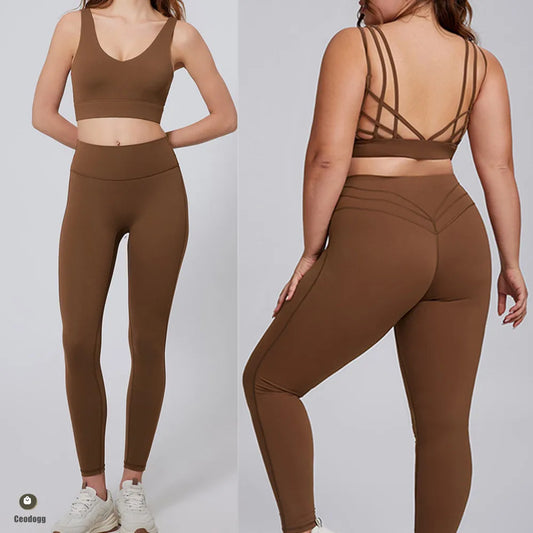 Plus Size Butterfly Yoga Set - Women's Sports Bra & High-Waisted Leggings