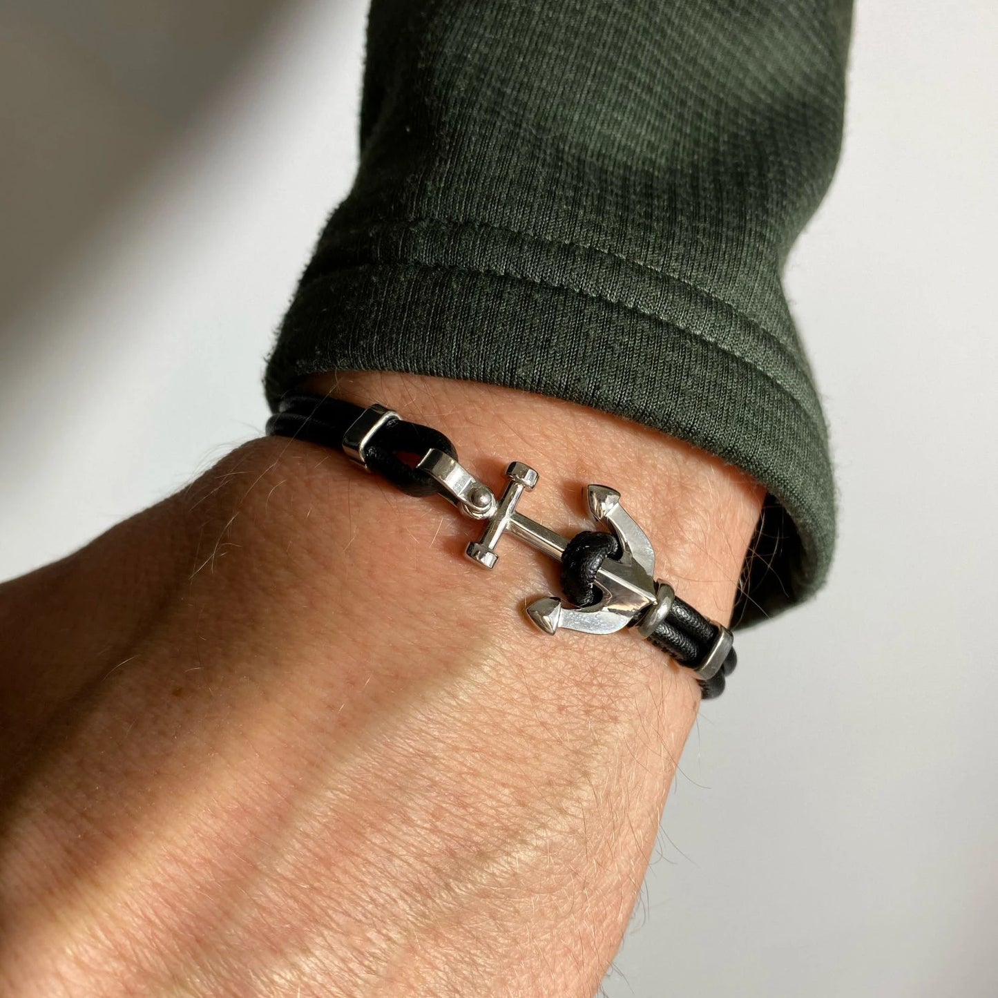 Men's Black Braided Anchor Bracelet with Runda Leather and Steel