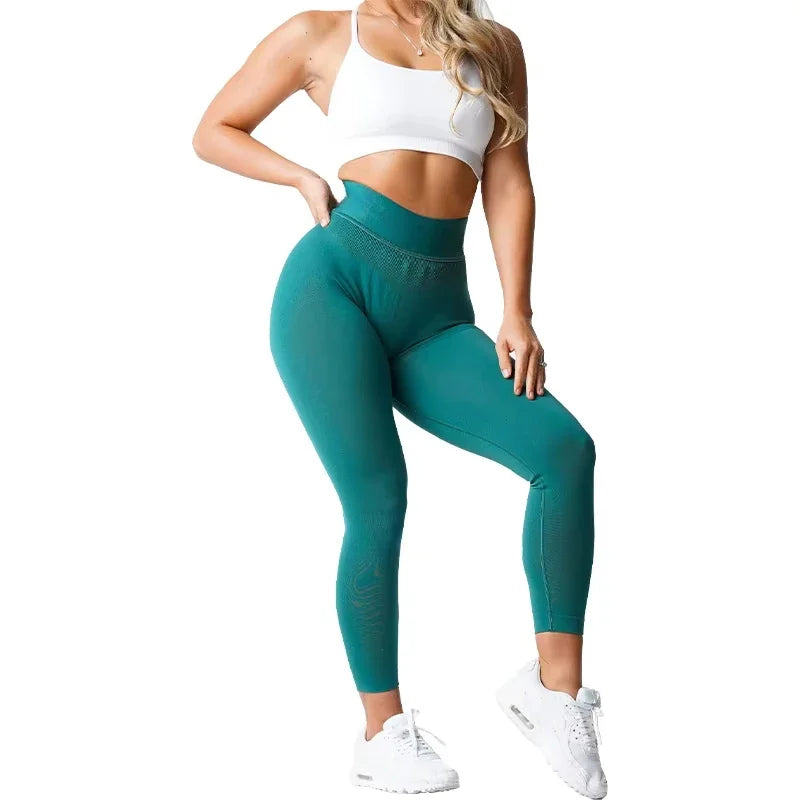 Seamless Fitness Leggings for Women with Elastic, Breathable & Comfortable Tights