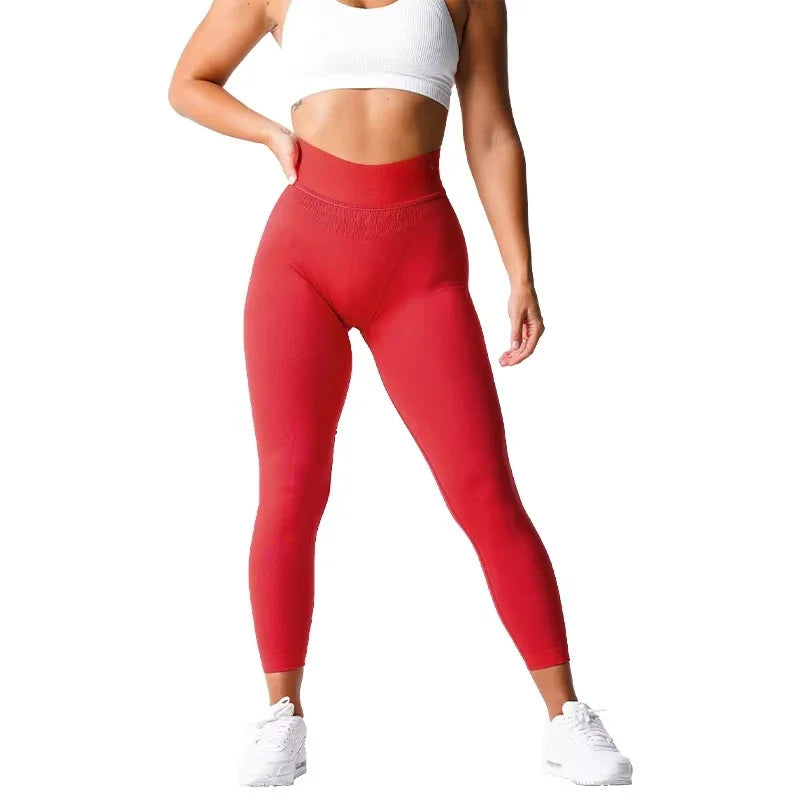 Seamless Fitness Leggings for Women with Elastic, Breathable & Comfortable Tights