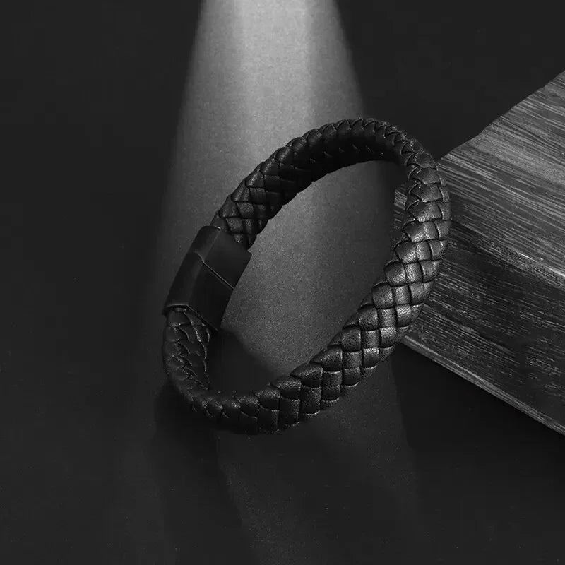 Classic Single-Layer Black Leather Bracelet with Magnetic Clasp