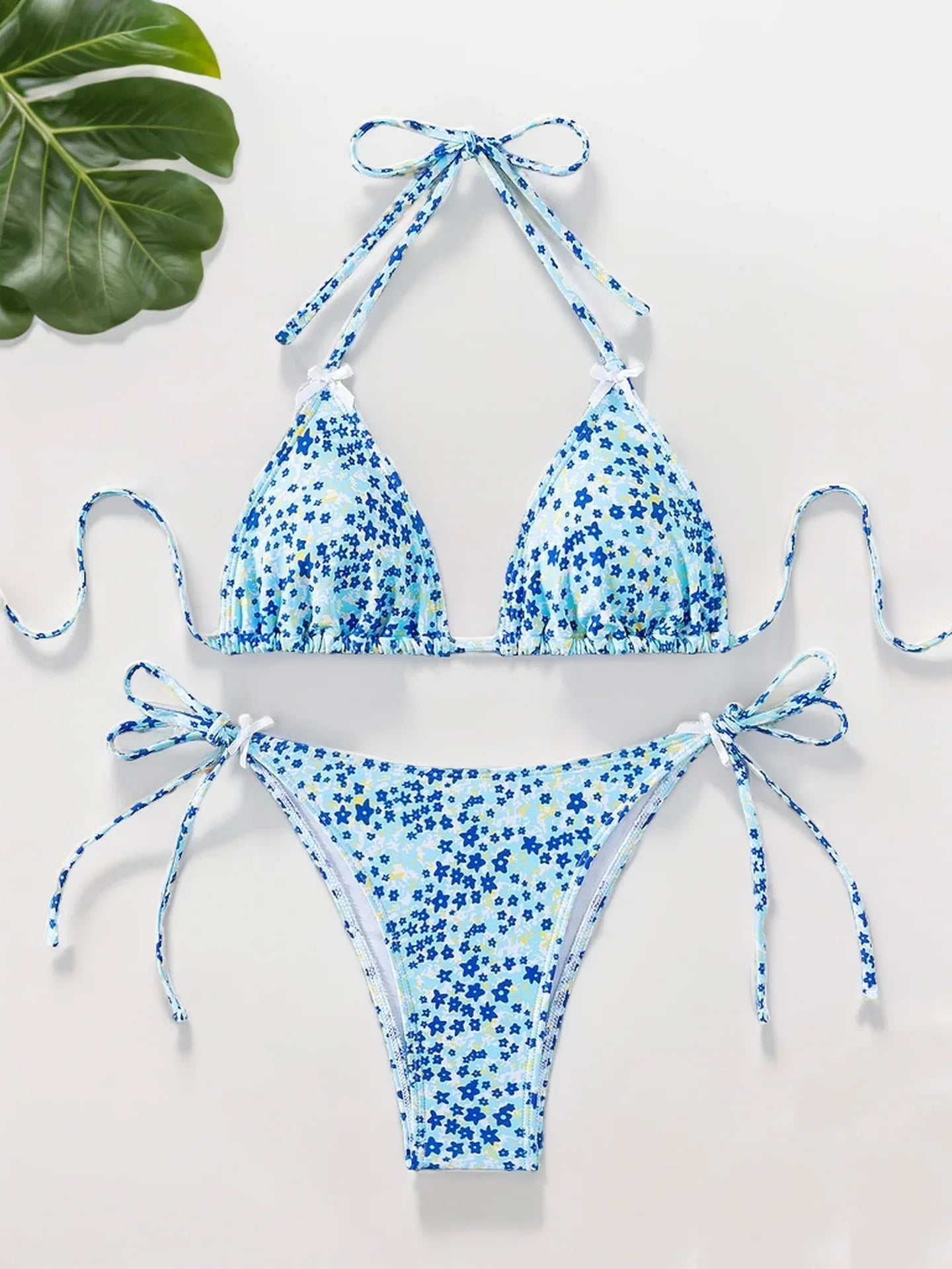 Blue floral bikini set