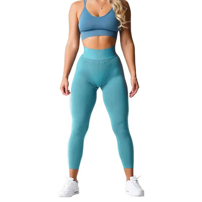 Seamless Fitness Leggings for Women with Elastic, Breathable & Comfortable Tights