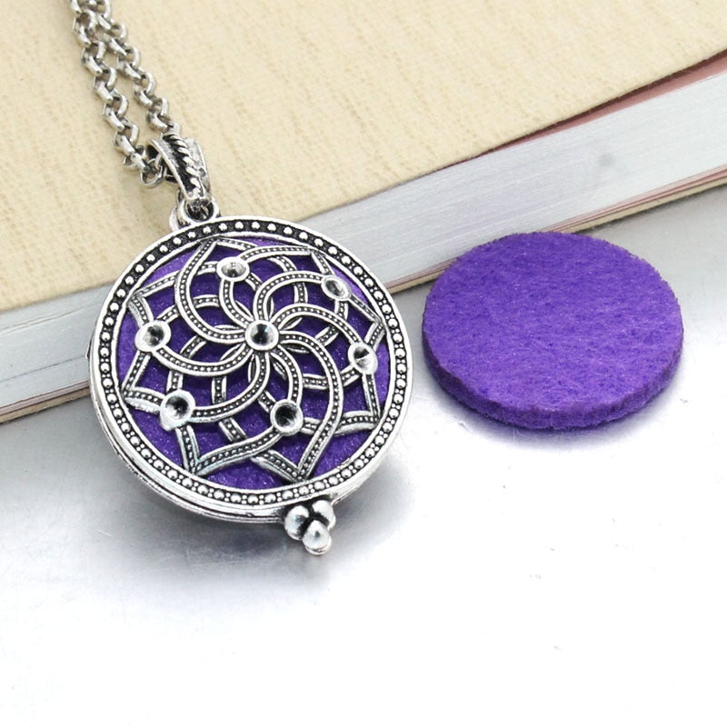 1pcs Aroma Diffuser Pendant Locket Necklace with Pads